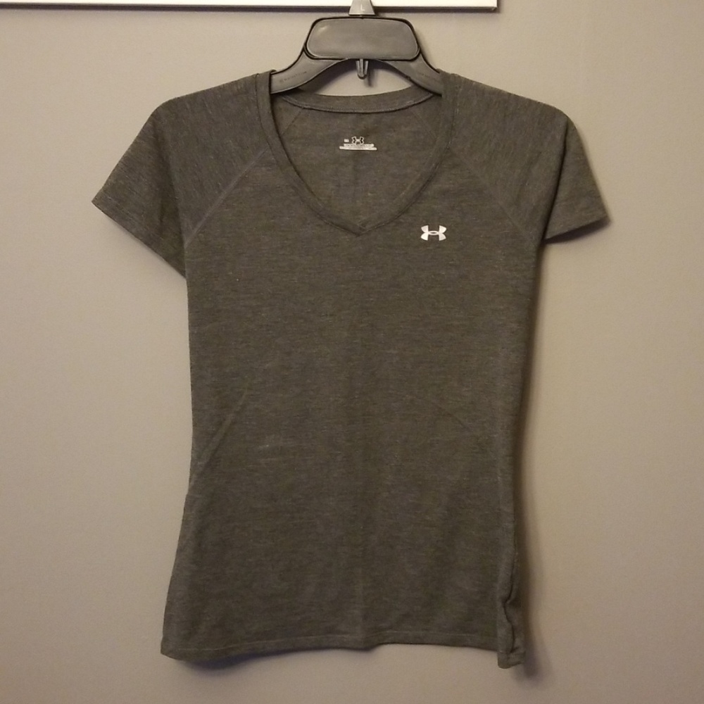 Under Armour tee